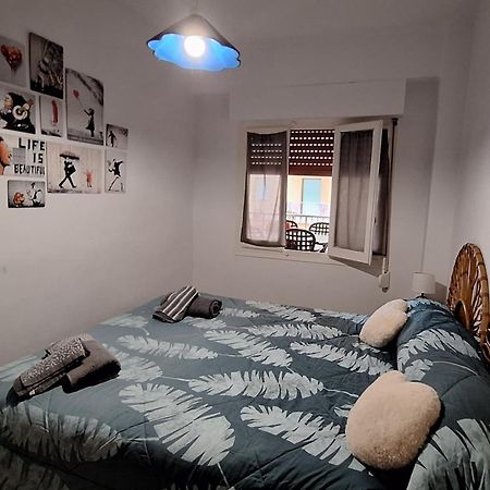 Apartamento Entero Primera Linea De Playa, Pet Friendly Tavernes de Valldigna Dış mekan fotoğraf